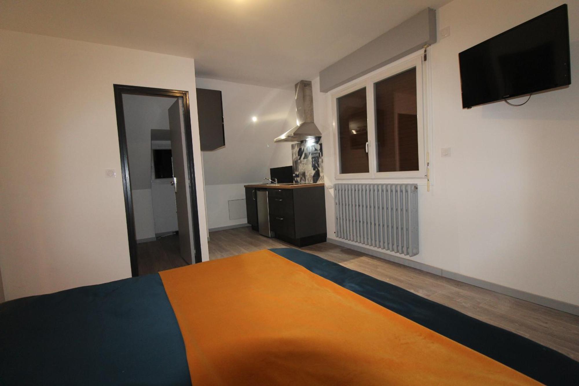Studio Est Proche Centre Ville Loudéac Dış mekan fotoğraf